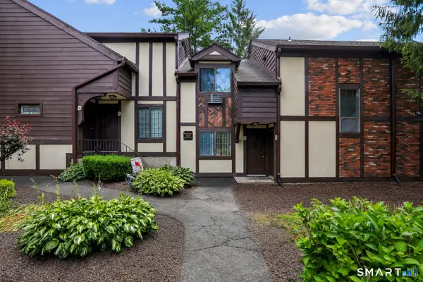 2 Tara Drive #2, Brookfield, CT 06804