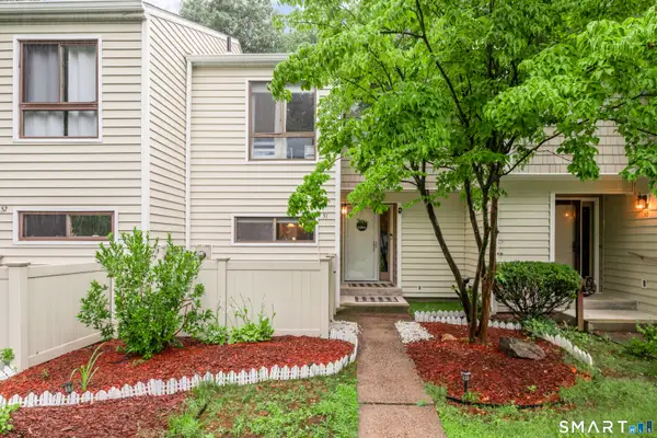 51 Currier Place #51, Cheshire, CT 06410