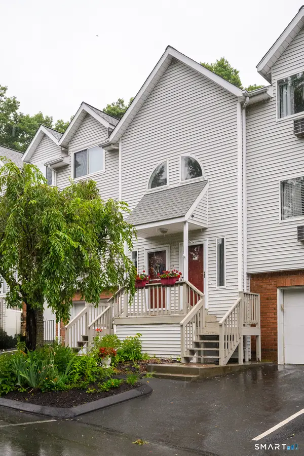 925 Oronoke Road #25D, Waterbury, CT 06708
