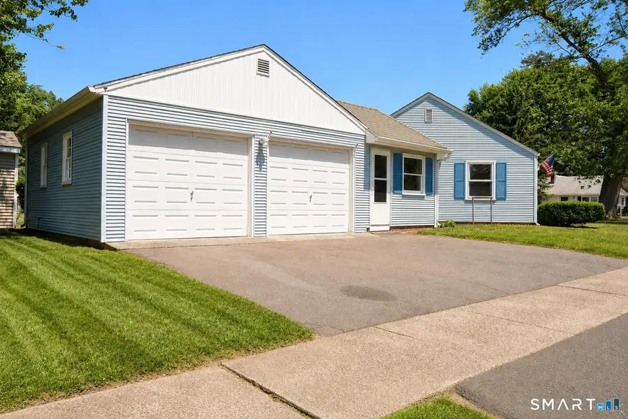 202 Crescent Drive, East Hartford, CT 06118 - #2