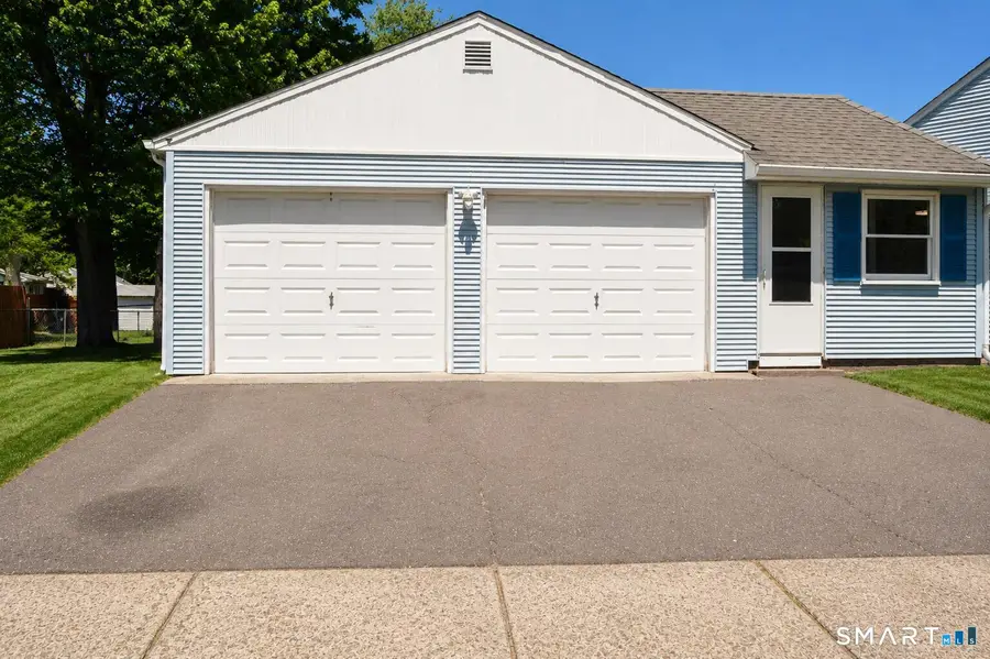 202 Crescent Drive, East Hartford, CT 06118 - #3