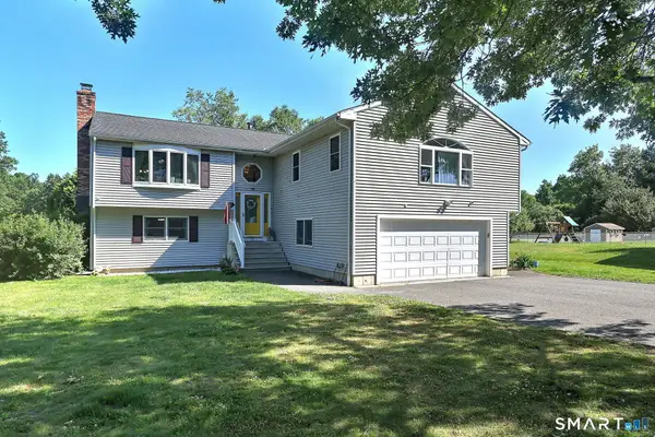 55 Londonderry Lane, Milford, CT 06460