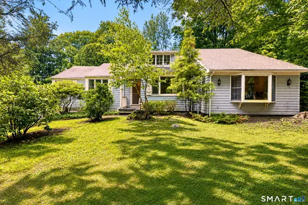 692 Elm Street, Monroe, CT 06468