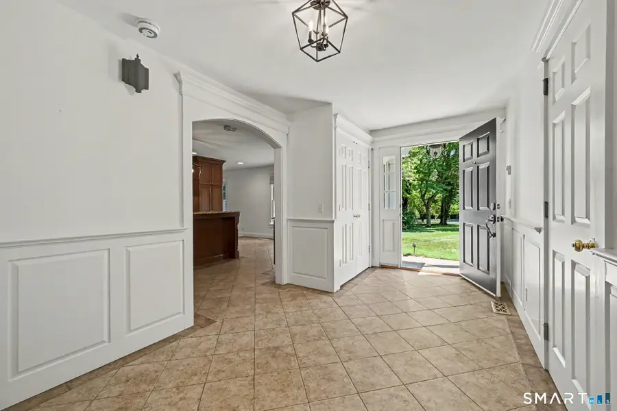 92 Thornwood Road, Stamford, CT 06903 - #3