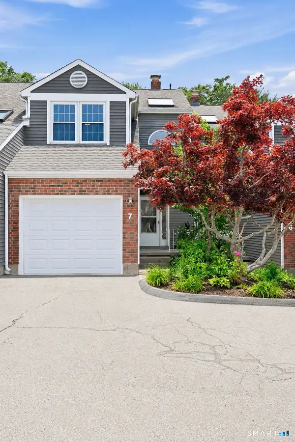 1325 Farmington Avenue #7, Bristol, CT 06010