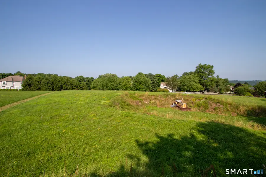 4 Susan Lane, Newtown, CT 06470 - #3