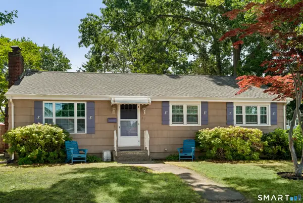 37 Roosevelt Avenue, West Haven, CT 06516
