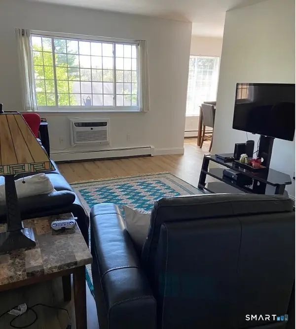6 Canterbury Court #6, Brookfield, CT 06804