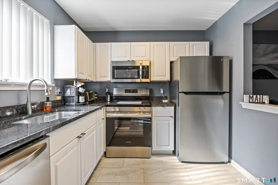 535 Woodward Avenue #B, New Haven, CT 06512 - #3