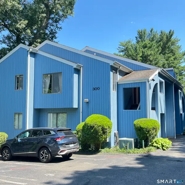 Address Withheld By Seller, Norwalk, CT 06854