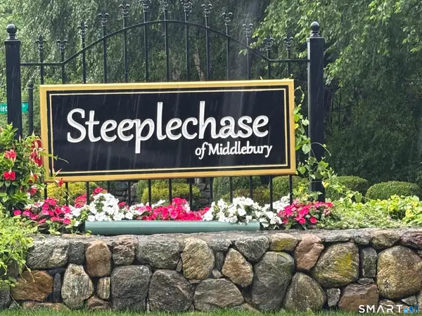 4 Kimberwick Court #4, Middlebury, CT 06762