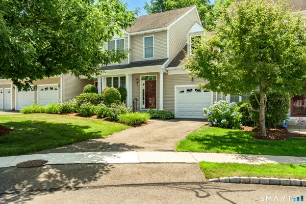 33 Iris Way #33, Berlin, CT 06037