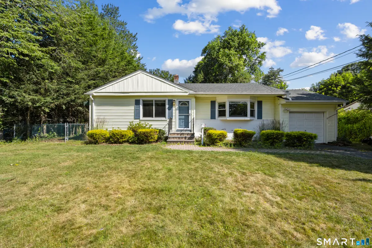 46 East Maxwell Drive, West Hartford, CT 06107 - #1