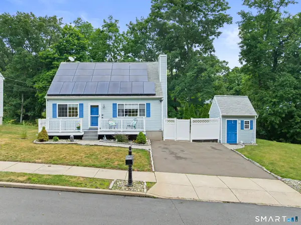 19 Lake Avenue, West Haven, CT 06516