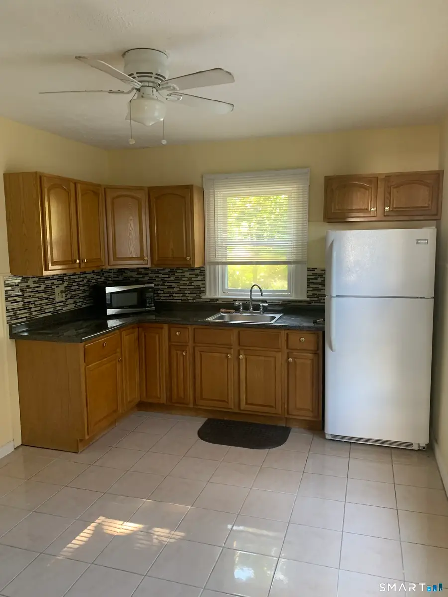 18 Walnut Street, West Haven, CT 06516 - #2