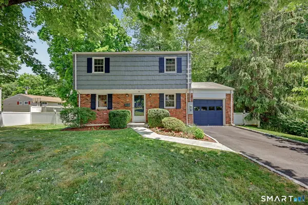 12 Regent Court, Stamford, CT 06907