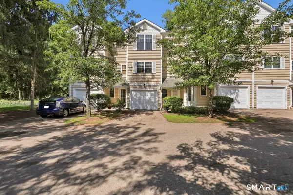 45 Forestview Drive #45, Norwich, CT 06360