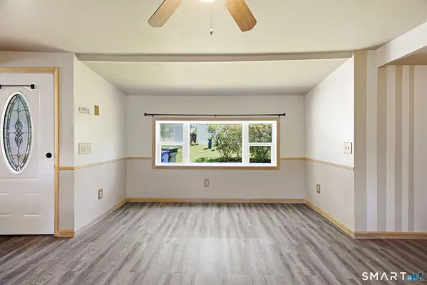 165 Laurelwood Lane, Danbury, CT 06811