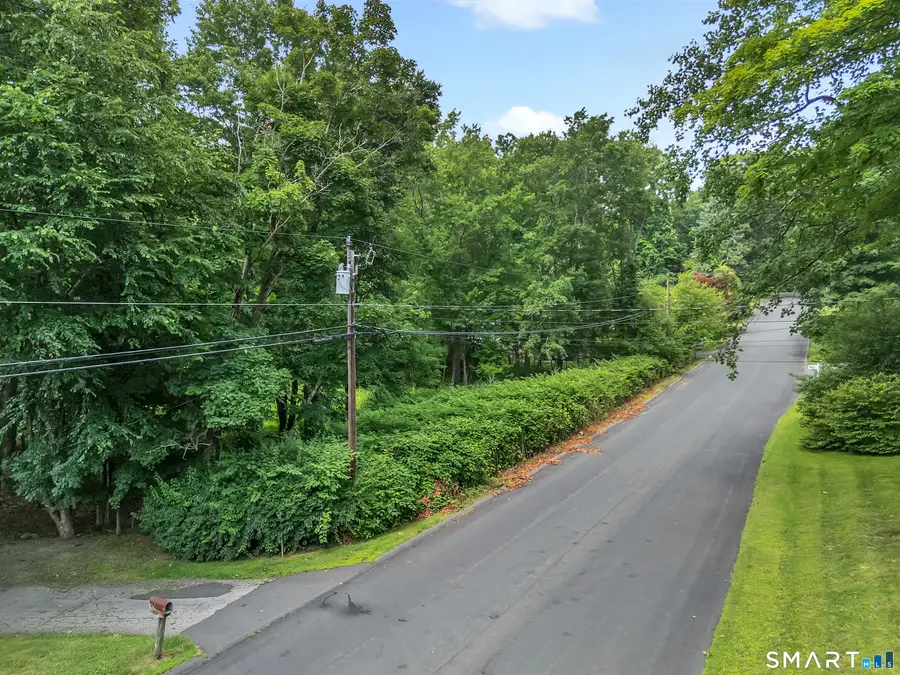 14 West Woodland Drive, Redding, CT 06896 - #3