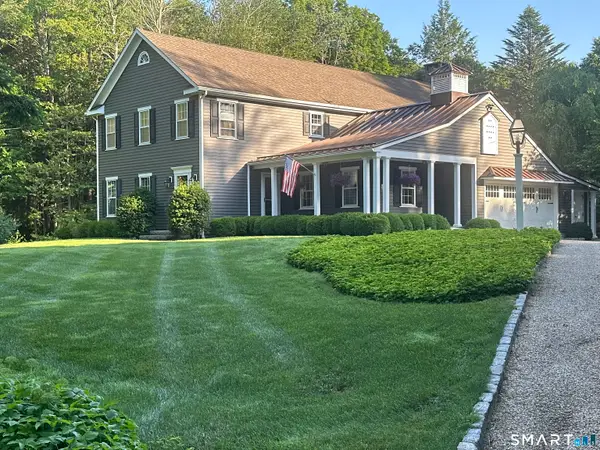 46 Grassy Hill Road, Woodbury, CT 06798