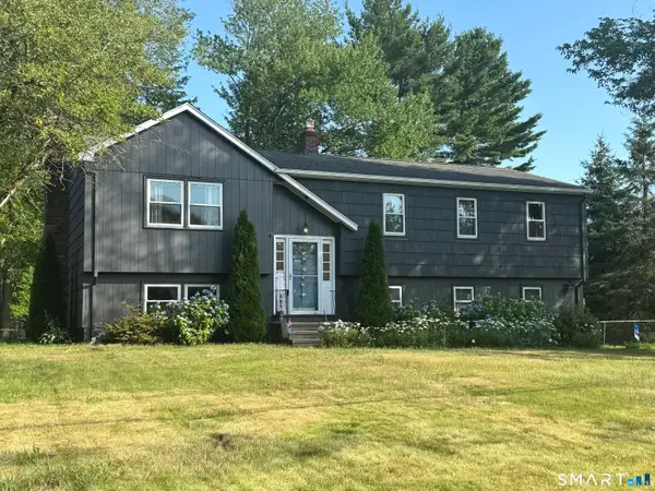 11 Ark Road, Branford, CT 06405