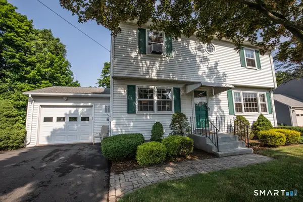 153 Fiesta Heights, Meriden, CT 06451