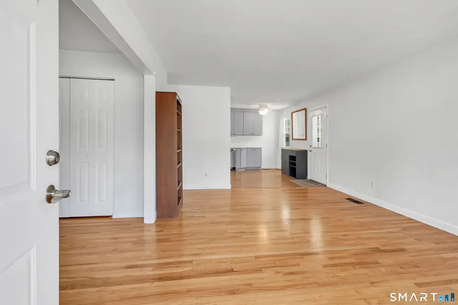 105 Sunset Drive, Derby, CT 06418 - #2