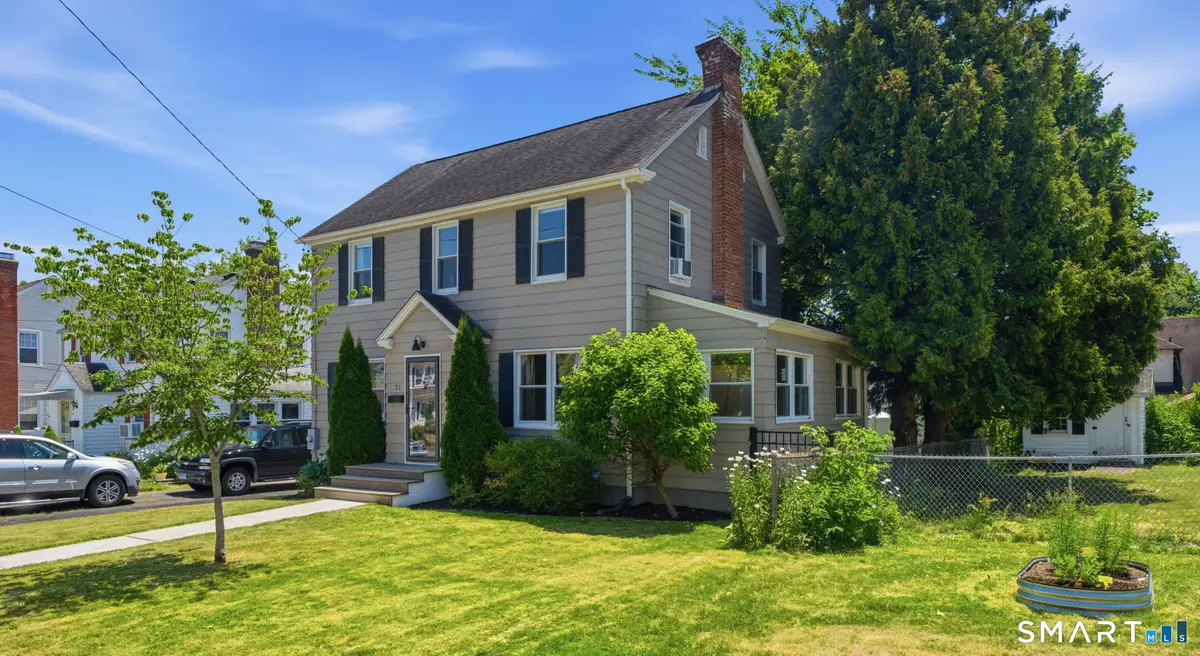 21 Richard Street, West Hartford, CT 06119 - #1