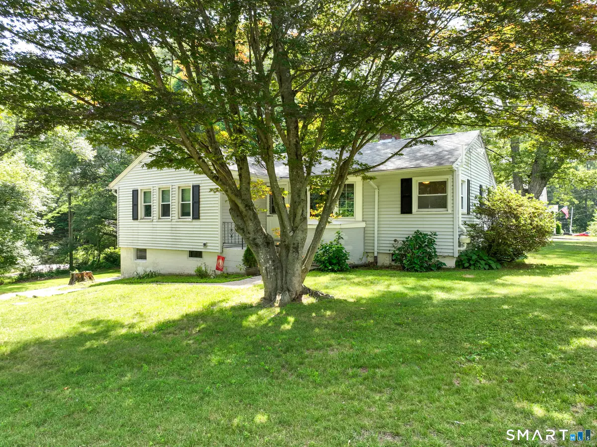 1512 Route 32, Uncasville, CT 06382 - #1