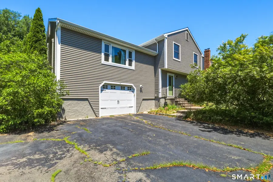 82 Lake Garda Drive, Unionville, CT 06085 - #2