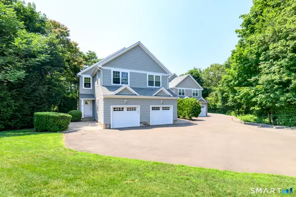 4 Caryns Way #A, Norwalk, CT 06851