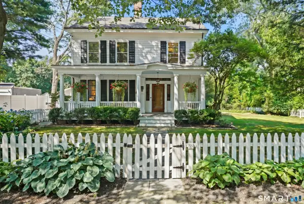 33 Mead Avenue, Greenwich, CT 06807