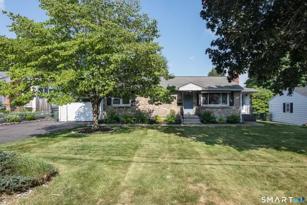 40 Vincent Drive, Newington, CT 06111