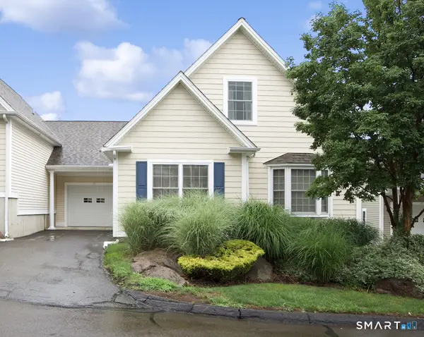 33 Allison Way #33, East Haven, CT 06512
