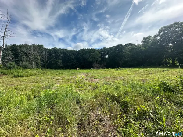 Address Withheld By Seller, Morris, CT 06758