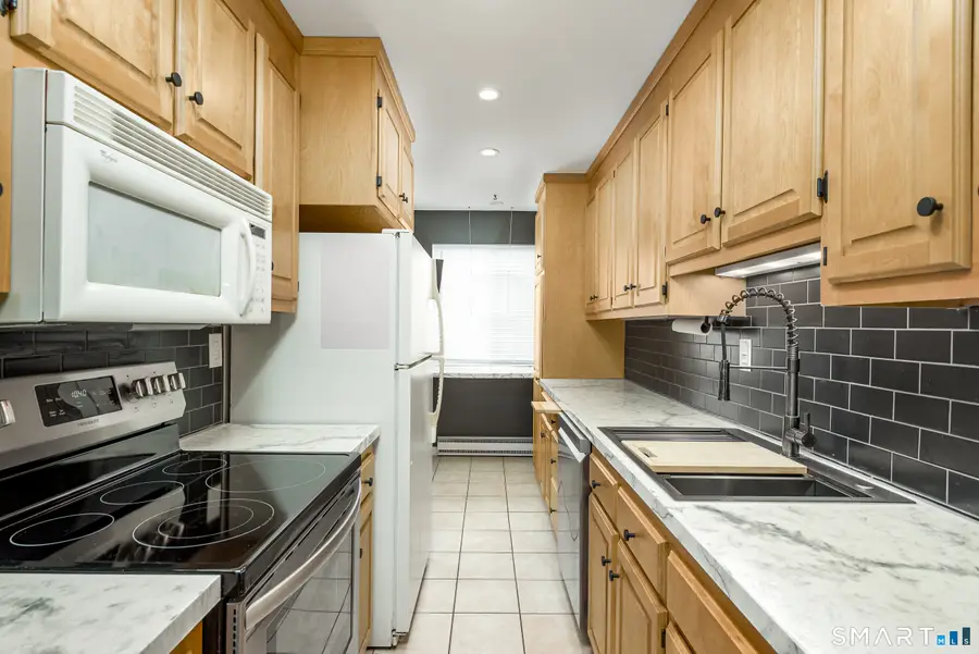 21 Pine Court #21, Cromwell, CT 06416 - #2