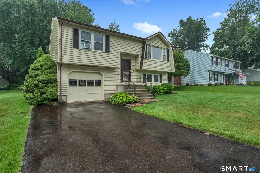 120 Fairway Drive, Meriden, CT 06450 - #2