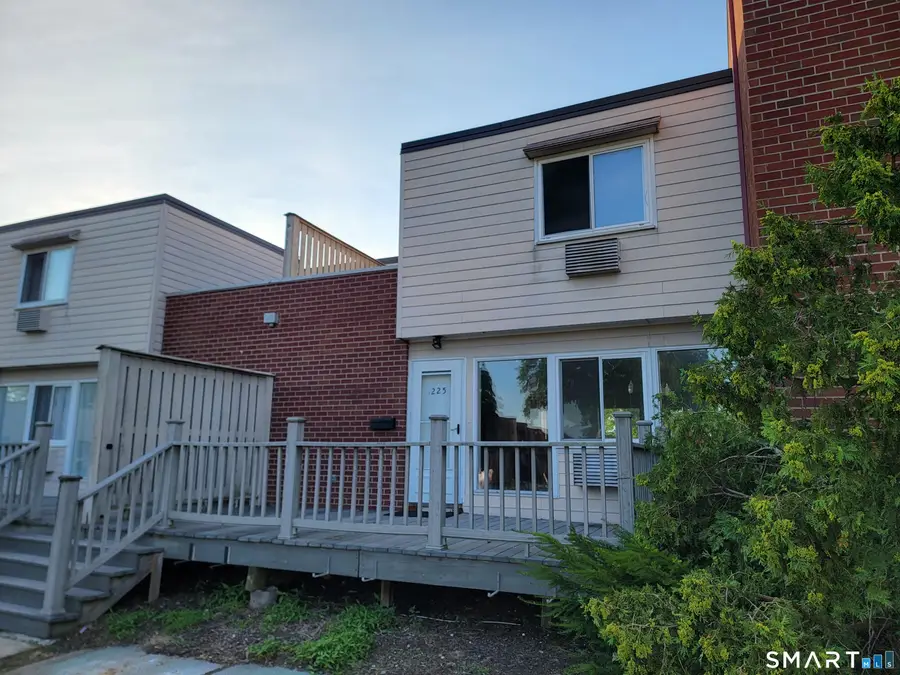 225 West Walk #225, West Haven, CT 06516 - #3