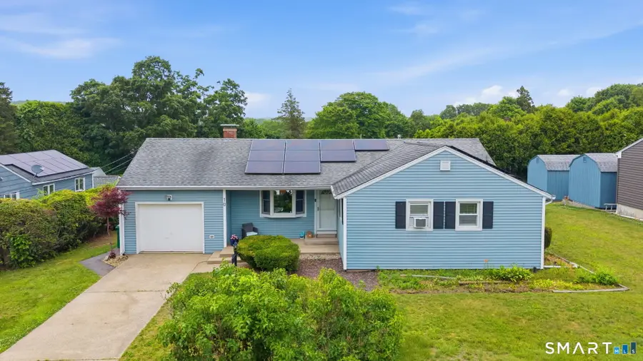 10 Miller Avenue, Quaker Hill, CT 06375 - #3