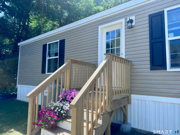 11 School Ground Road #13, Branford, CT 06405