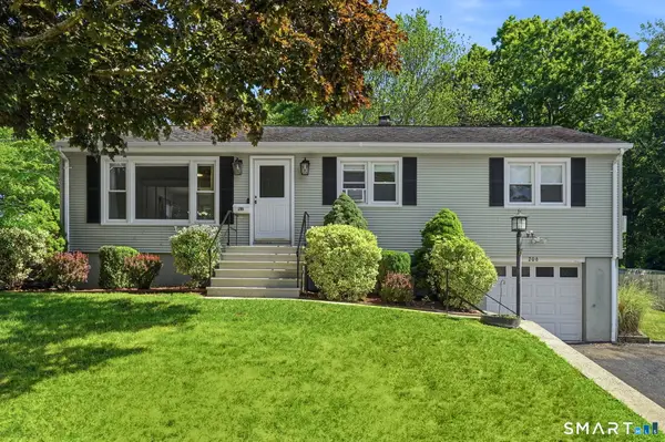 206 Beatrice Drive, West Haven, CT 06516