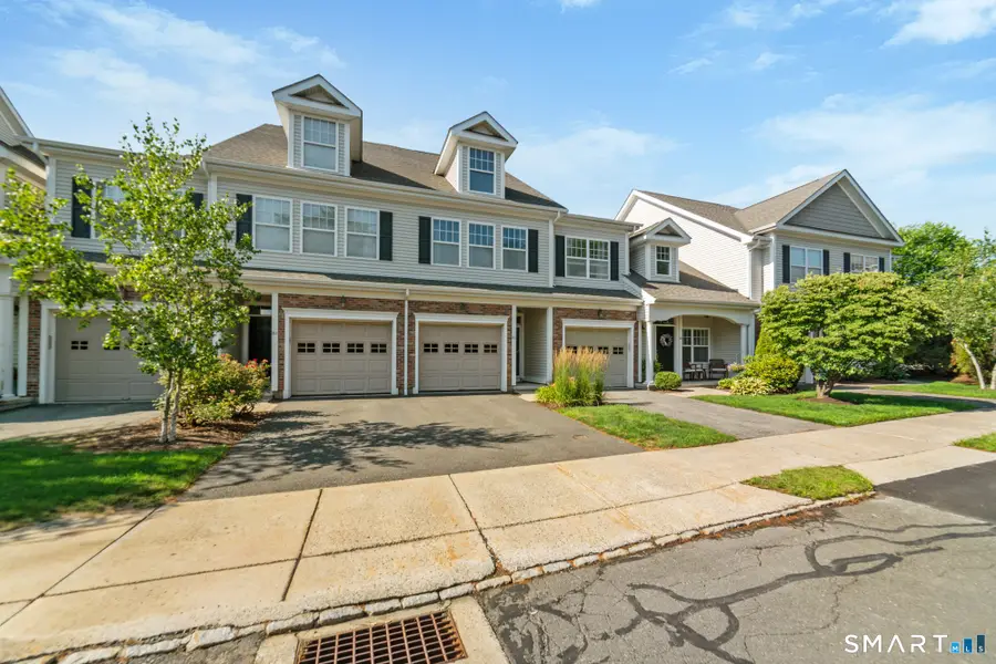 86 Park Place Circle, West Hartford, CT 06110 - #2