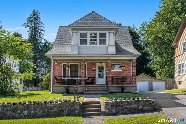 137 Fairlawn Avenue, Waterbury, CT 06705