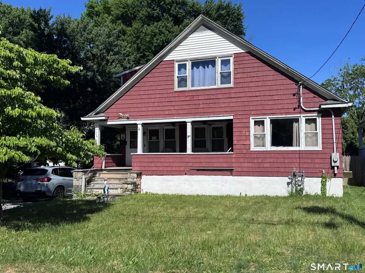 24 Lindsey Avenue, Stamford, CT 06905 - #1