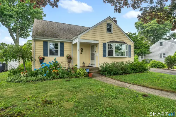 28 Kirkside Avenue, Milford, CT 06460
