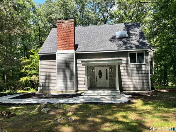 59 Hoadley Creek Circle, Guilford, CT 06437