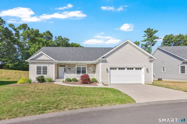 30 Lake Drive #30, Somers, CT 06071