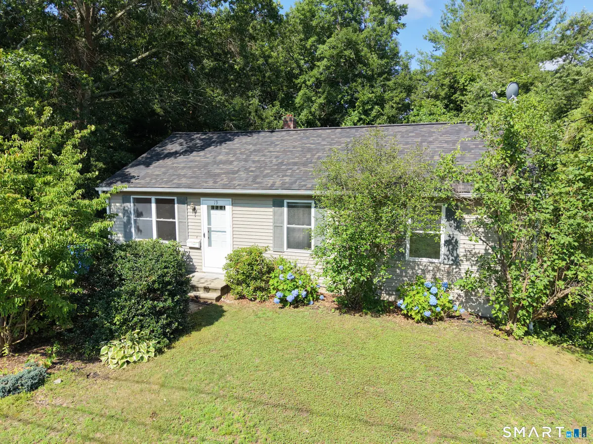 19 Nelson Street, Brooklyn, CT 06234 - #1