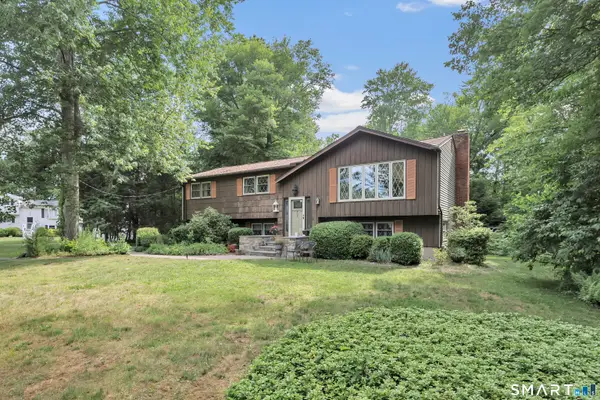 23 Leighton Court, North Haven, CT 06473