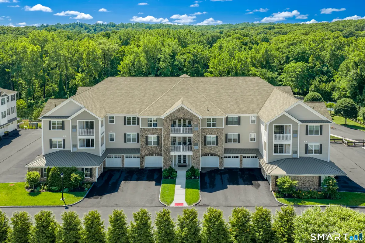232 Brookside Court #232, Newtown, CT 06470 - #1